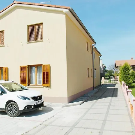 Vacation For 4 Persons Apartment *