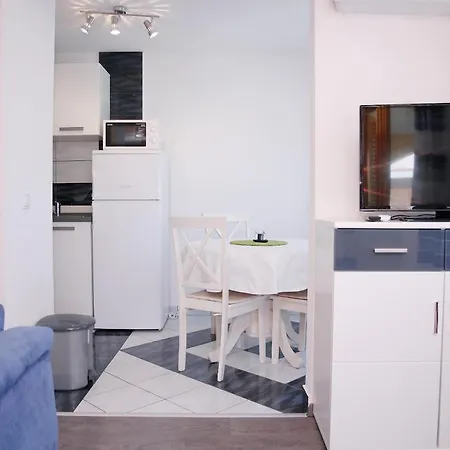 Apartment Vacation For 4 Persons Fazana