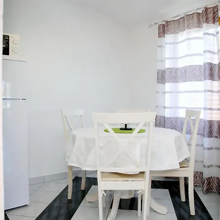 Vacation For 4 Persons Fazana